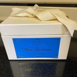 15oz candle d.l. & co.